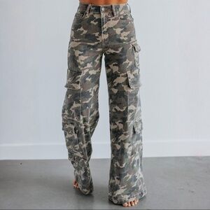 Hidden Camouflage Wide Leg Cargo Jeans